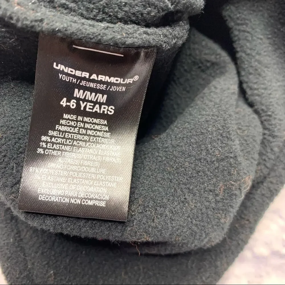 Under Armour size medium