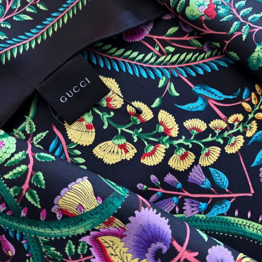 Display #3 Gucci Floral Black Green Multicolor Flora Silk Scarf Wrap