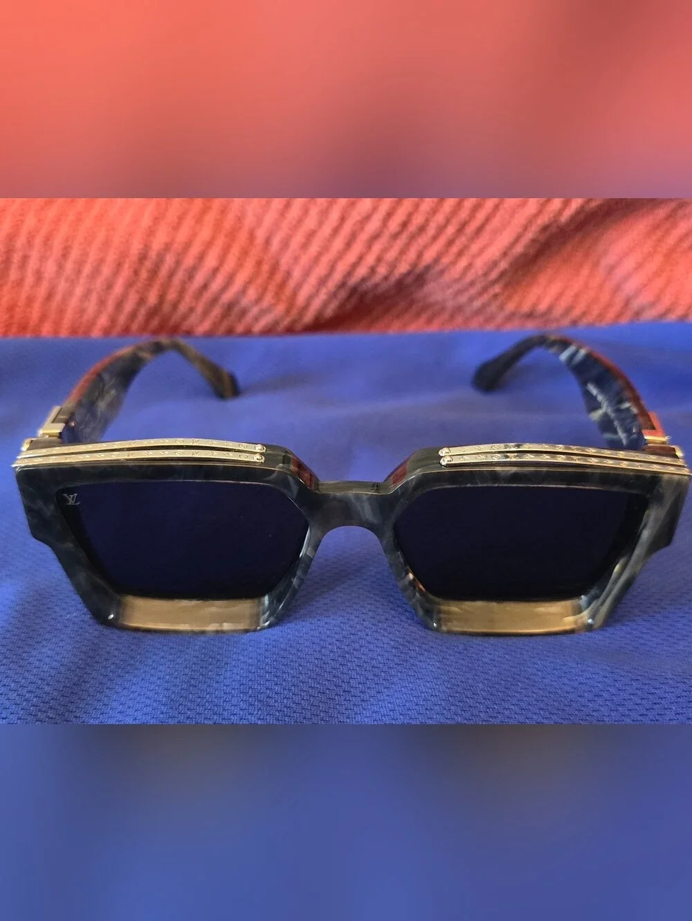 Louis Vuitton 1.1 Milionaires Z1326W GRIS MARBLE