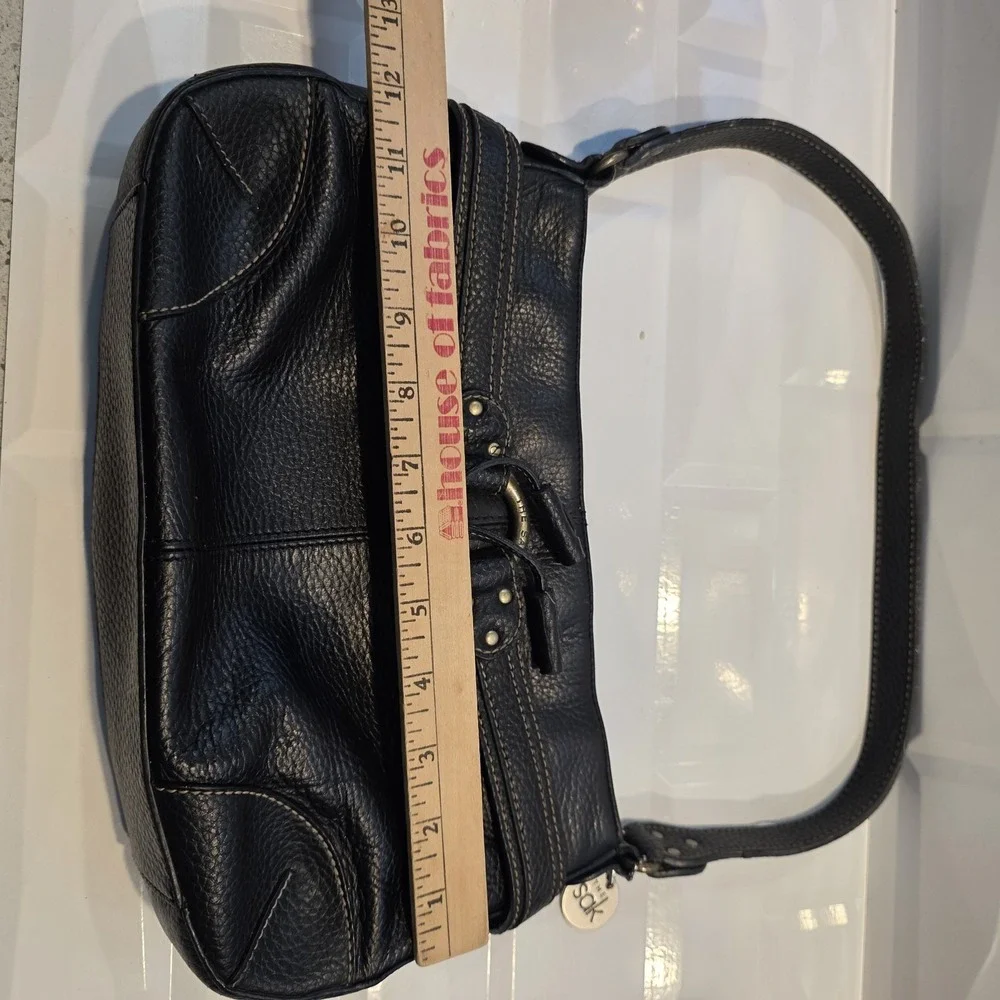 The Sak Black Pebbled Crescent Shoulder Bag Zip Houndstooth Lined Pockets Y2K