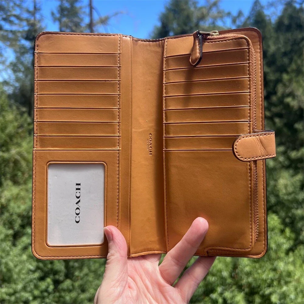COACH Brown Smooth Leather Bifold Wallet with Gold Hardware AUTHENTIC