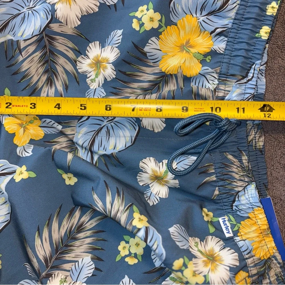 Men's Hurley Hybrid Walkshort Hibiscus Camp ‎ Pull On Size S Floral
