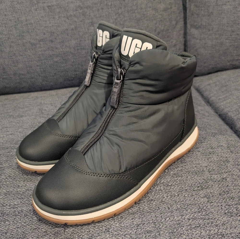 UGG stylish green