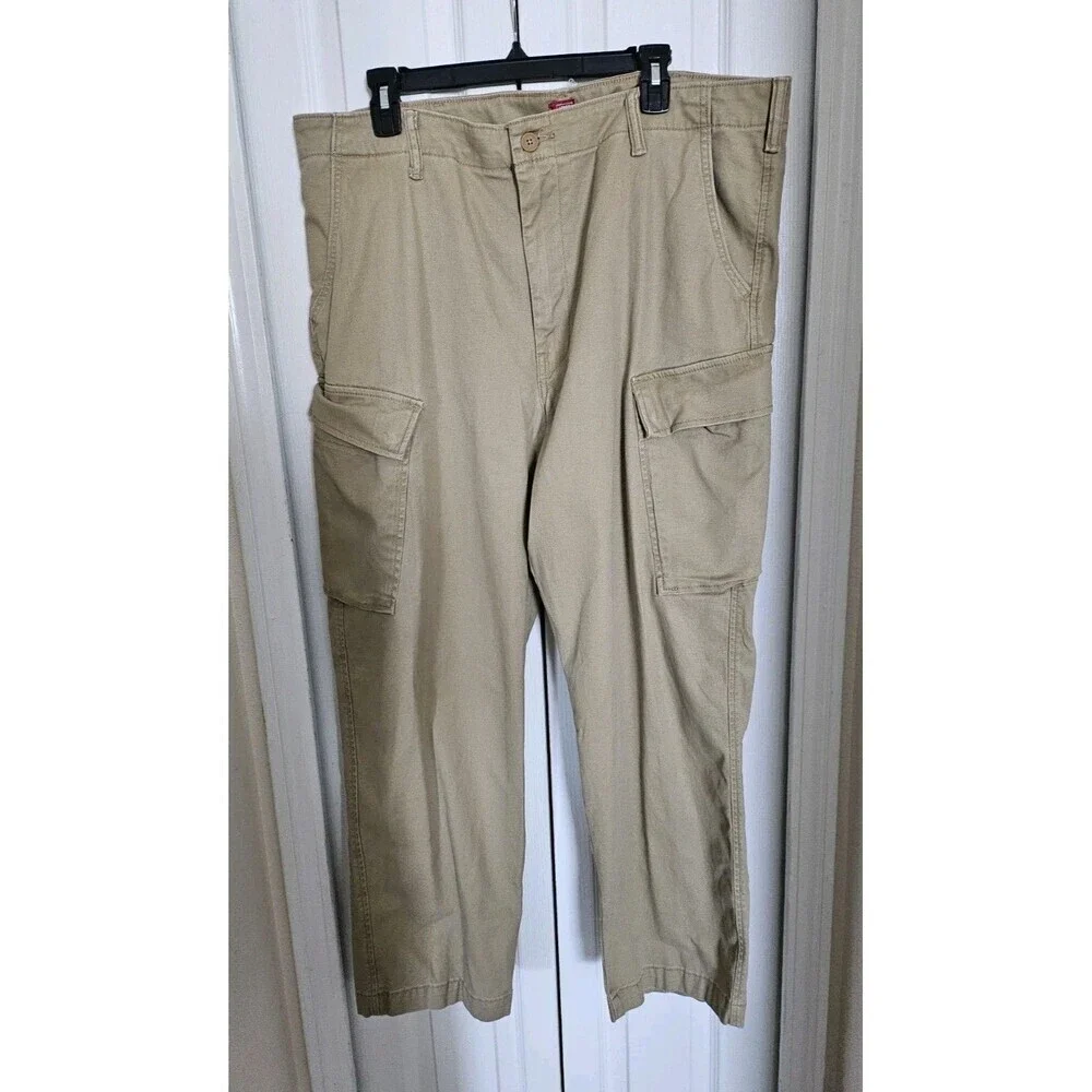 Levi’s XX Cargo Taper Pants Men 40x30 Khaki Beige Utility Workwear Pockets.