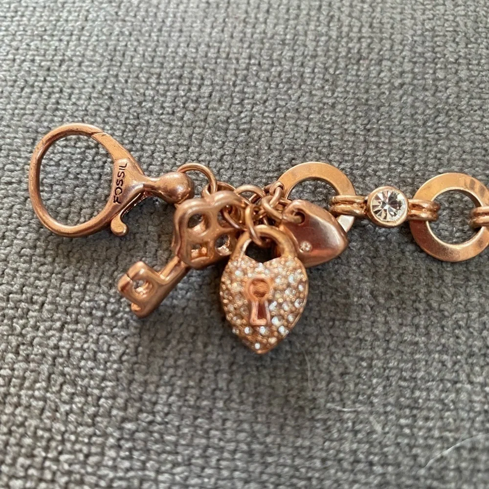 Fossil rose gold
