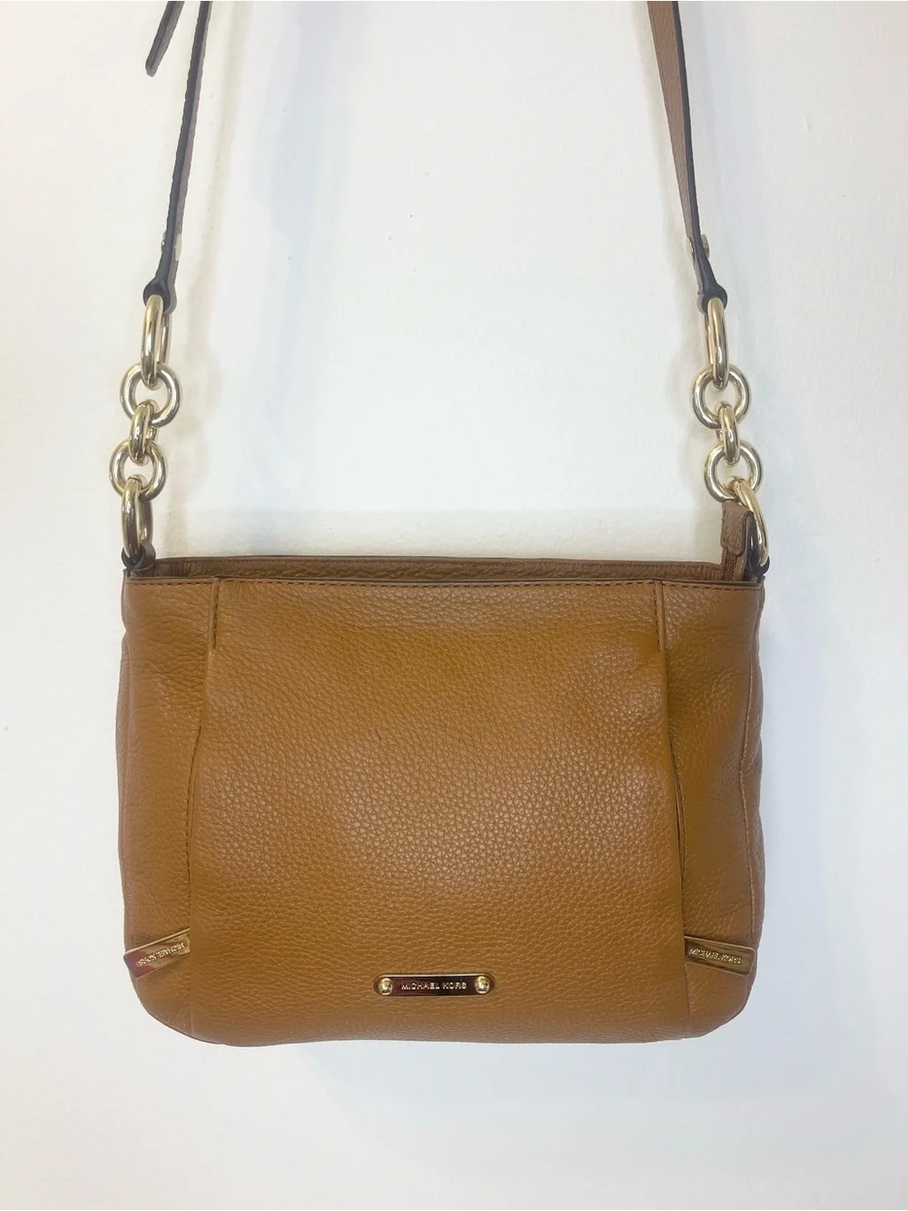 Michael Kors Crosby Pebbled Leather Medium Messenger Bag