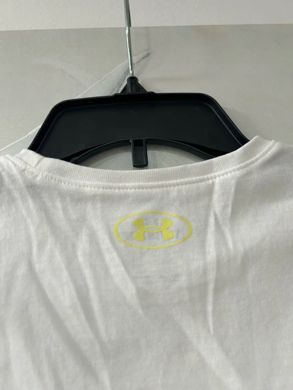 Under Armour new tags