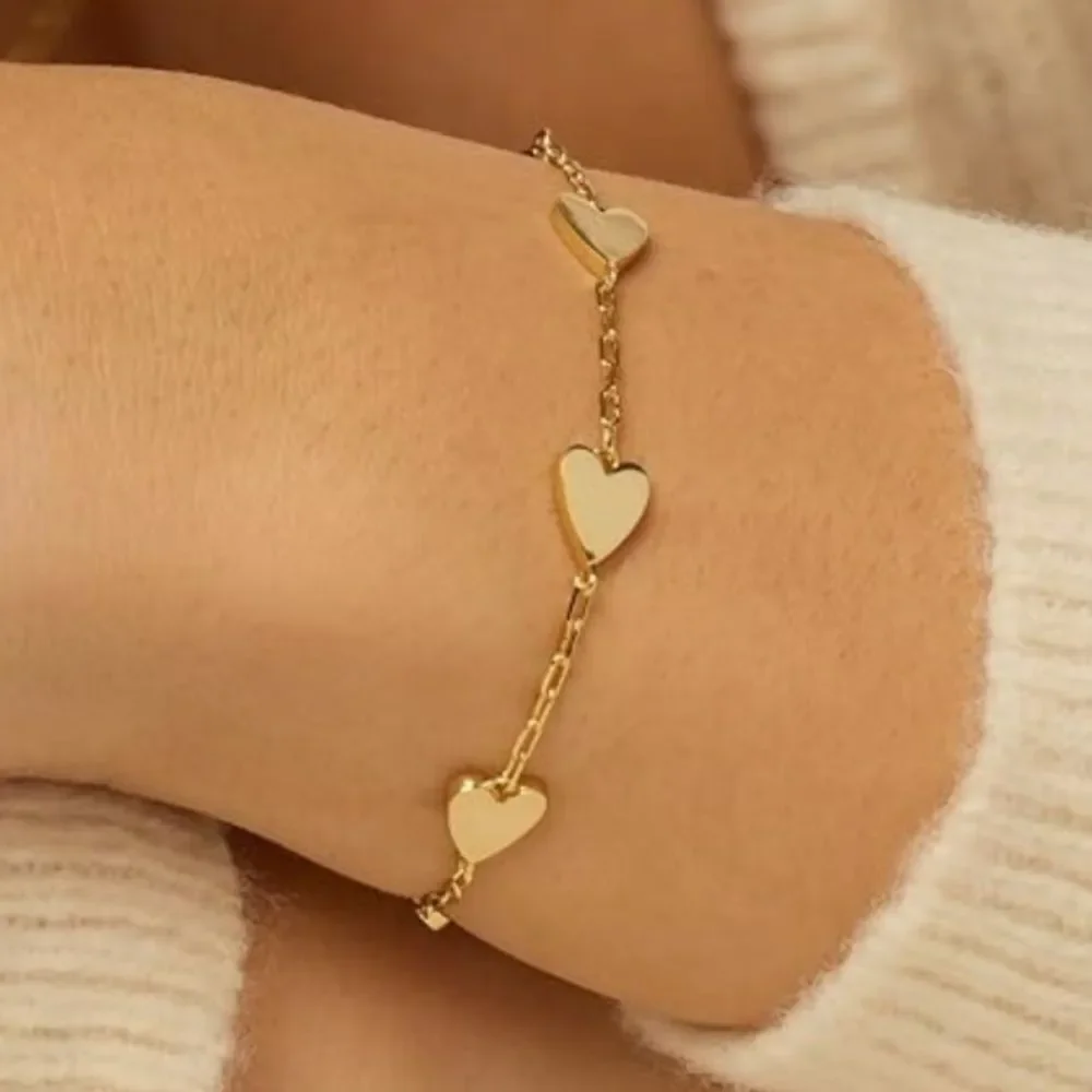 N/A elegant gold