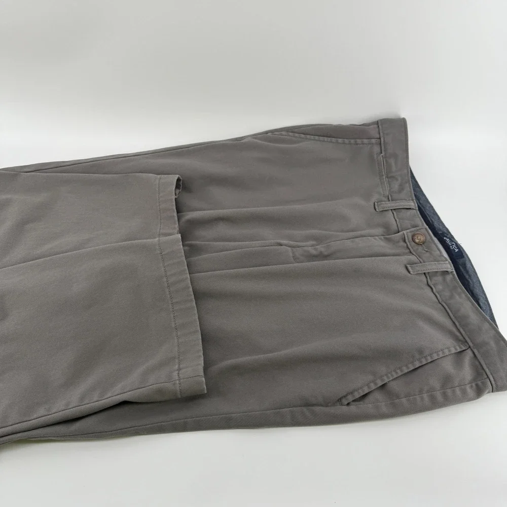Nautica straight 33x32 resistant