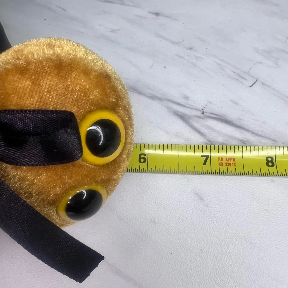 Giant Microbes discover world