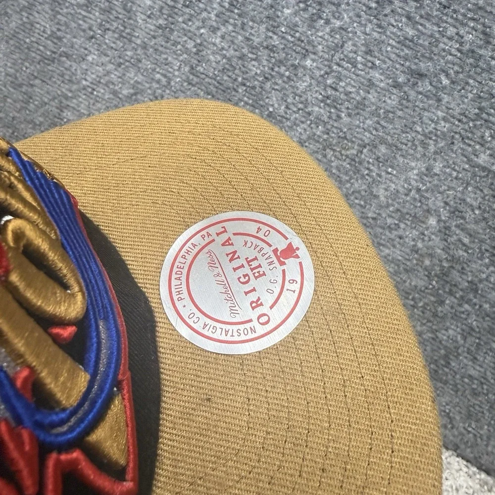 Mitchell & Ness preowned previously