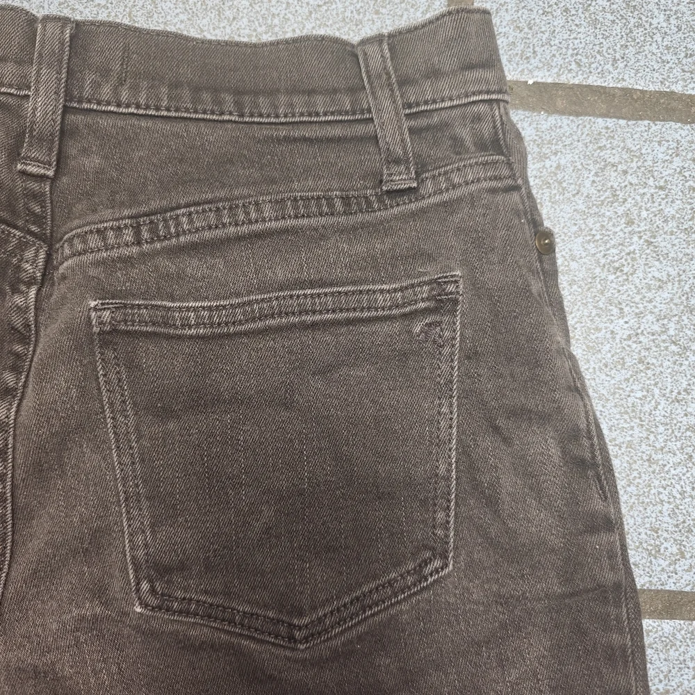 Madewell Women's Dark Grey Jeans Short Size 24