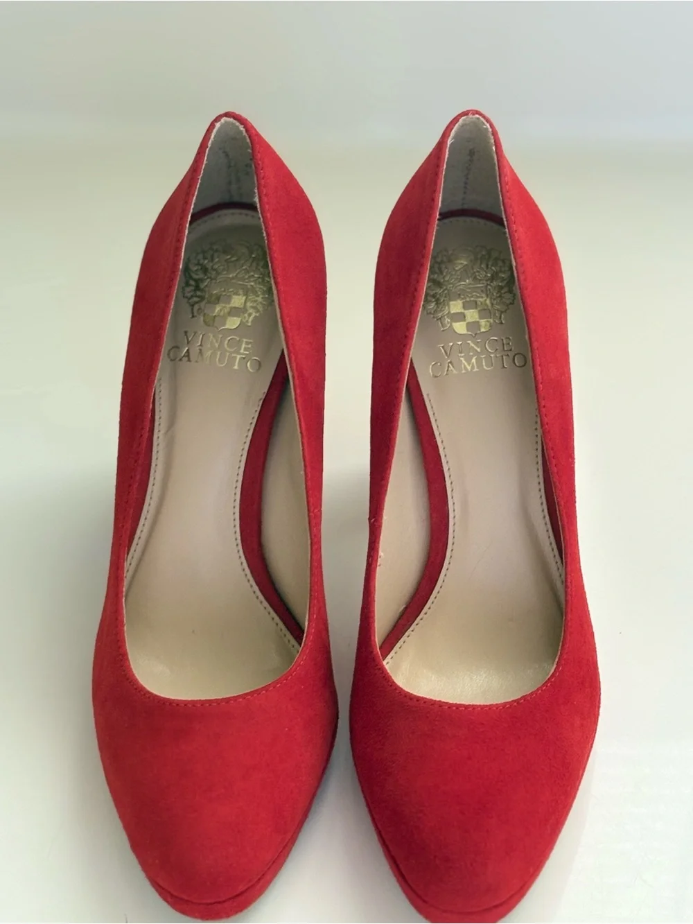 Vince Camuto bold red