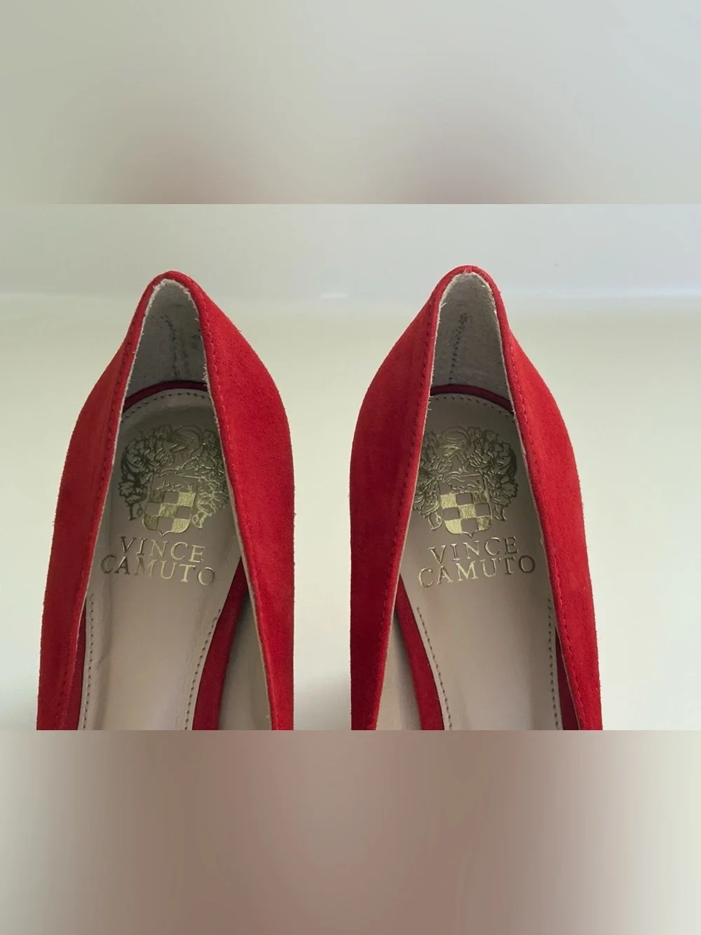 Vince Camuto bold red