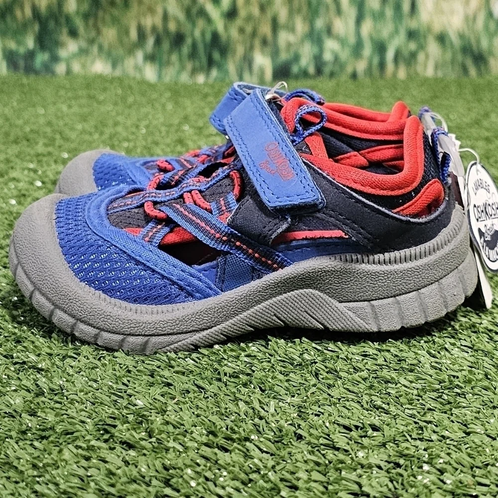 OshKosh Bgosh kawaii velcro waterproof