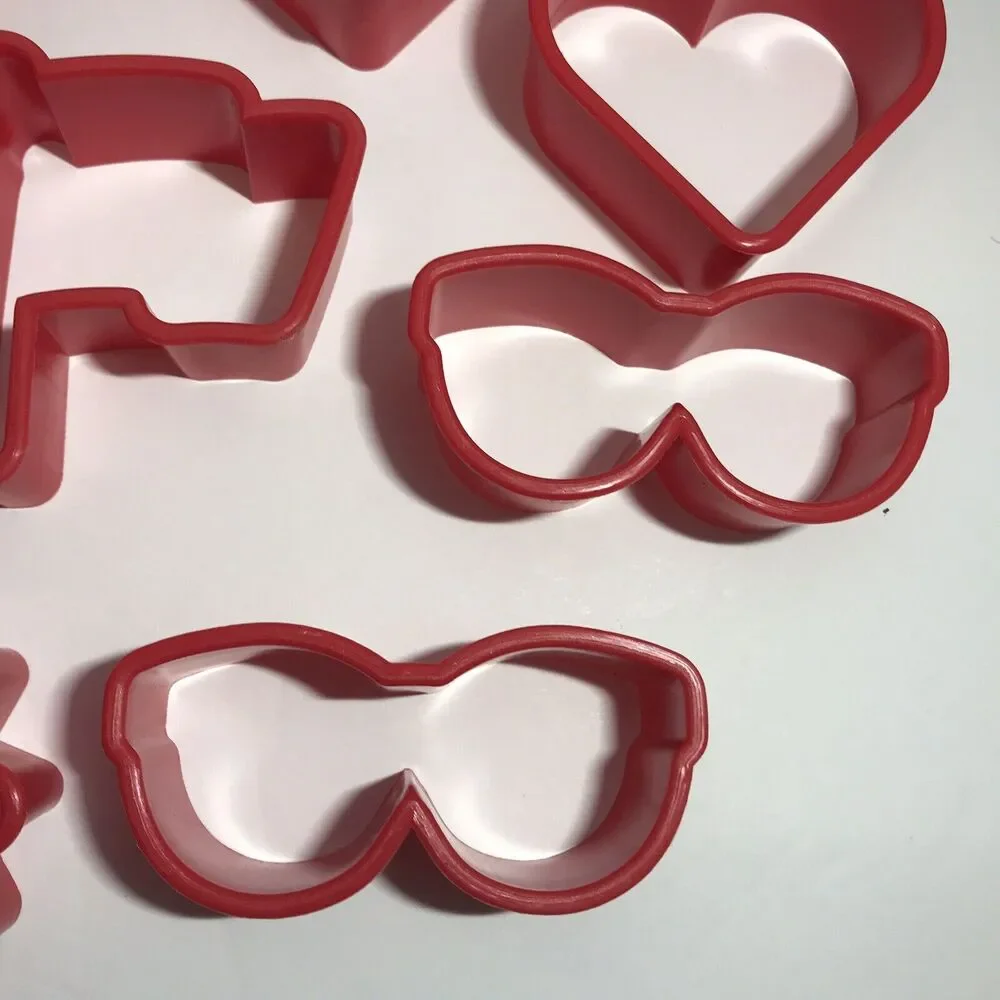 Cookie Cutters Sandwich Makers Art Molds Playdoh Plastic Red Set of 12 Shapes