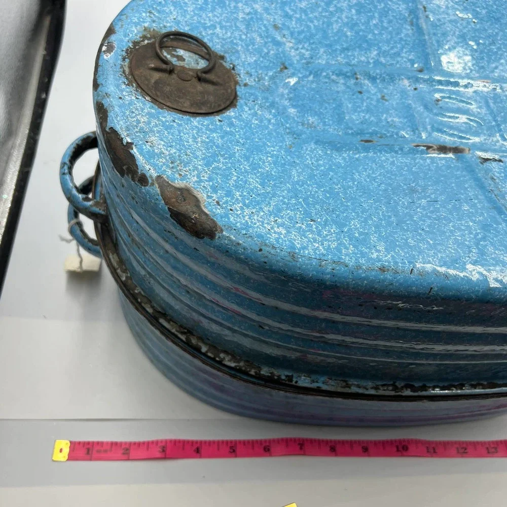Enamelware rust antique pieces