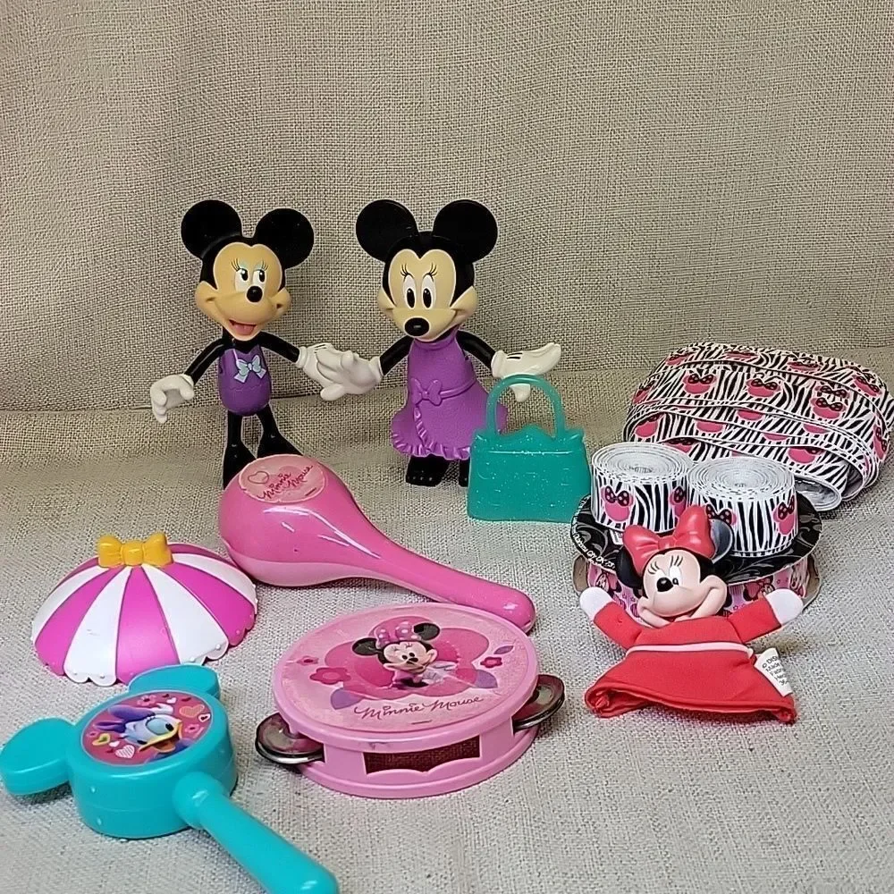 Disney Minnie Mouse‎ Dress up dolls, instruments, finger puppet, ribbon