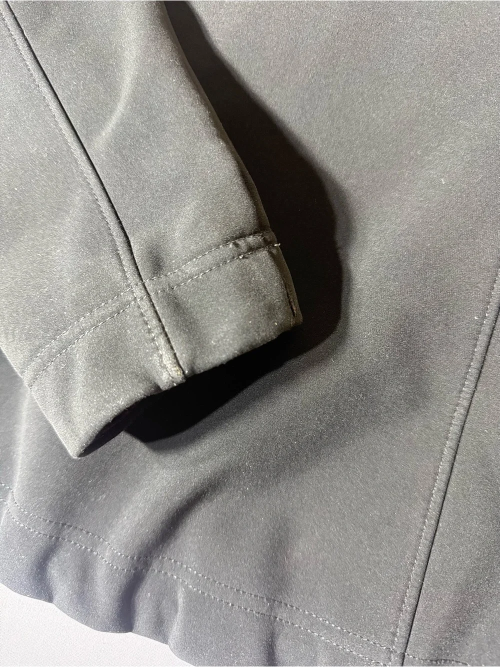 The North Face Women's Charcoal Gray‎ Softshell Jacket