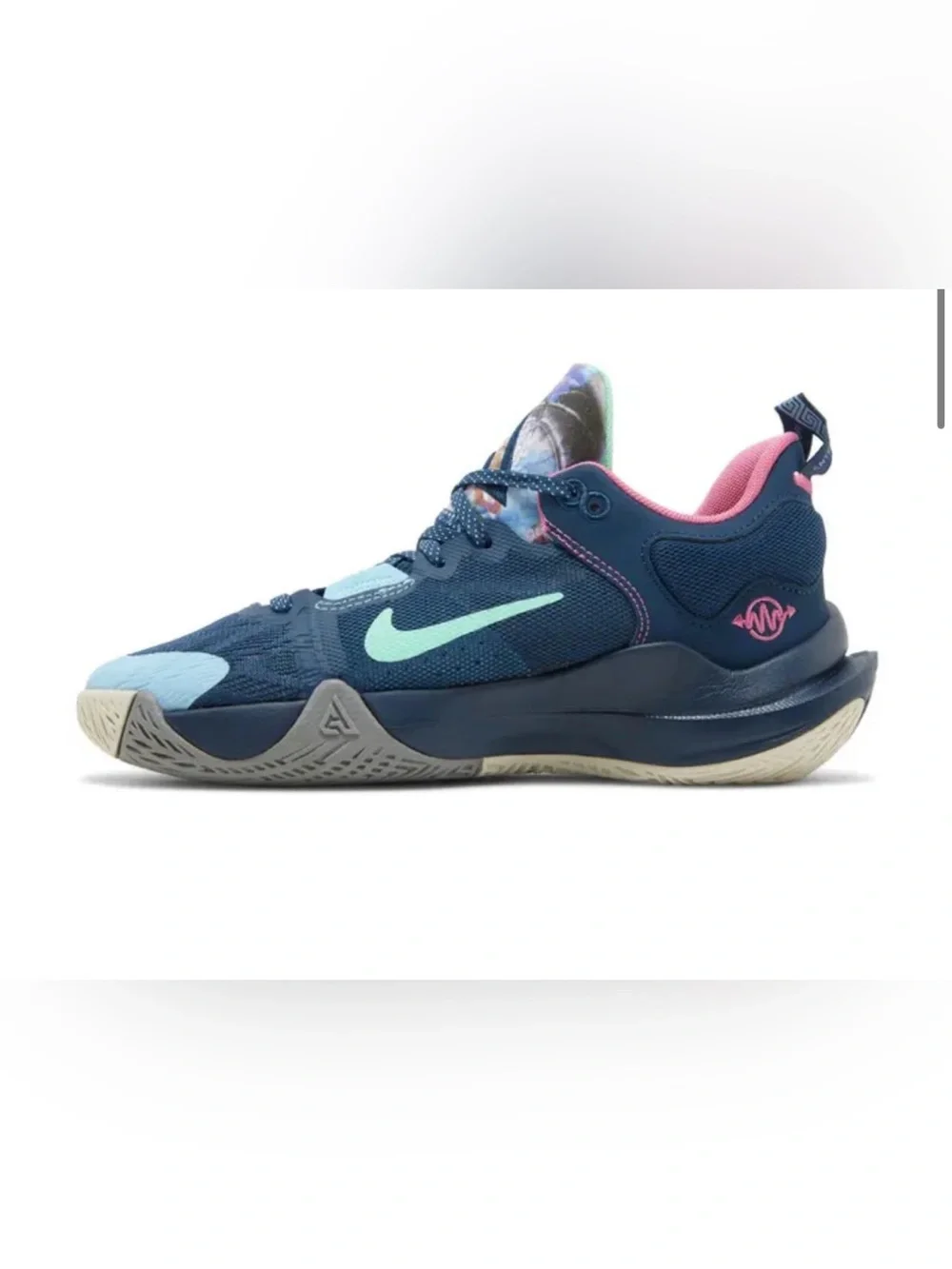 Nike stylish low