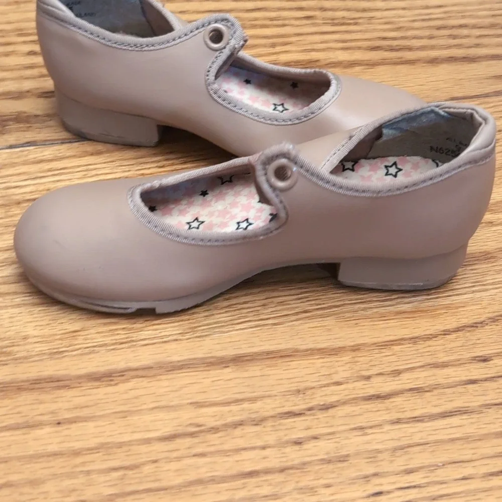 Capezio step onto