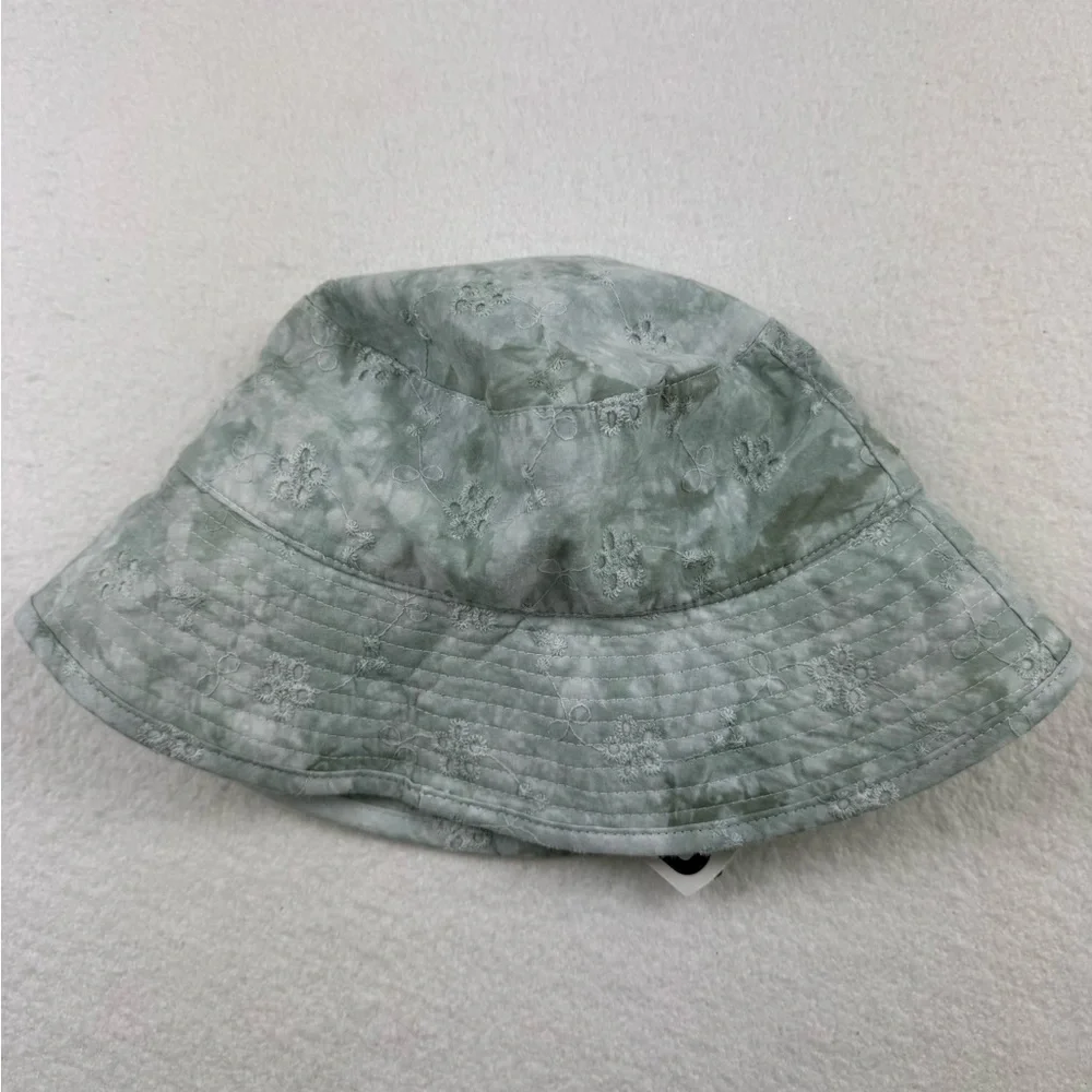NWT Urban Outfitters Bucket‎ hat floral embroidered tie dye water color