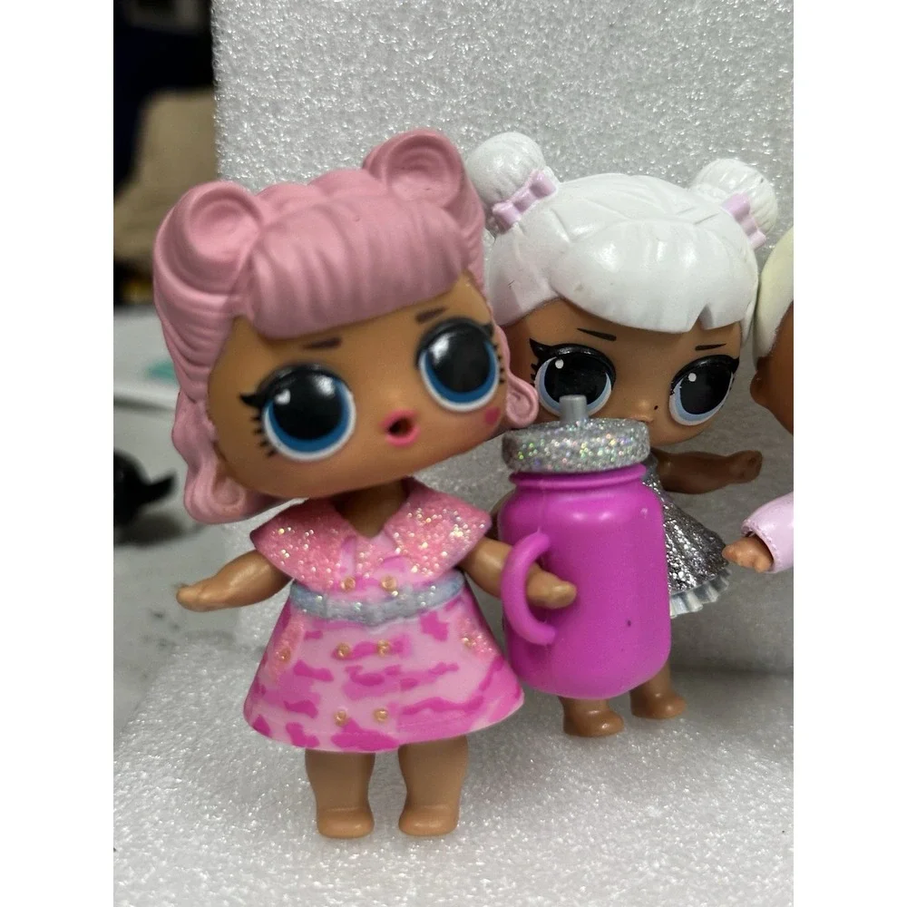 LOL OMG Surprise Dolls, Babies, Pet‎ & Accessories Lot of 26 Pieces