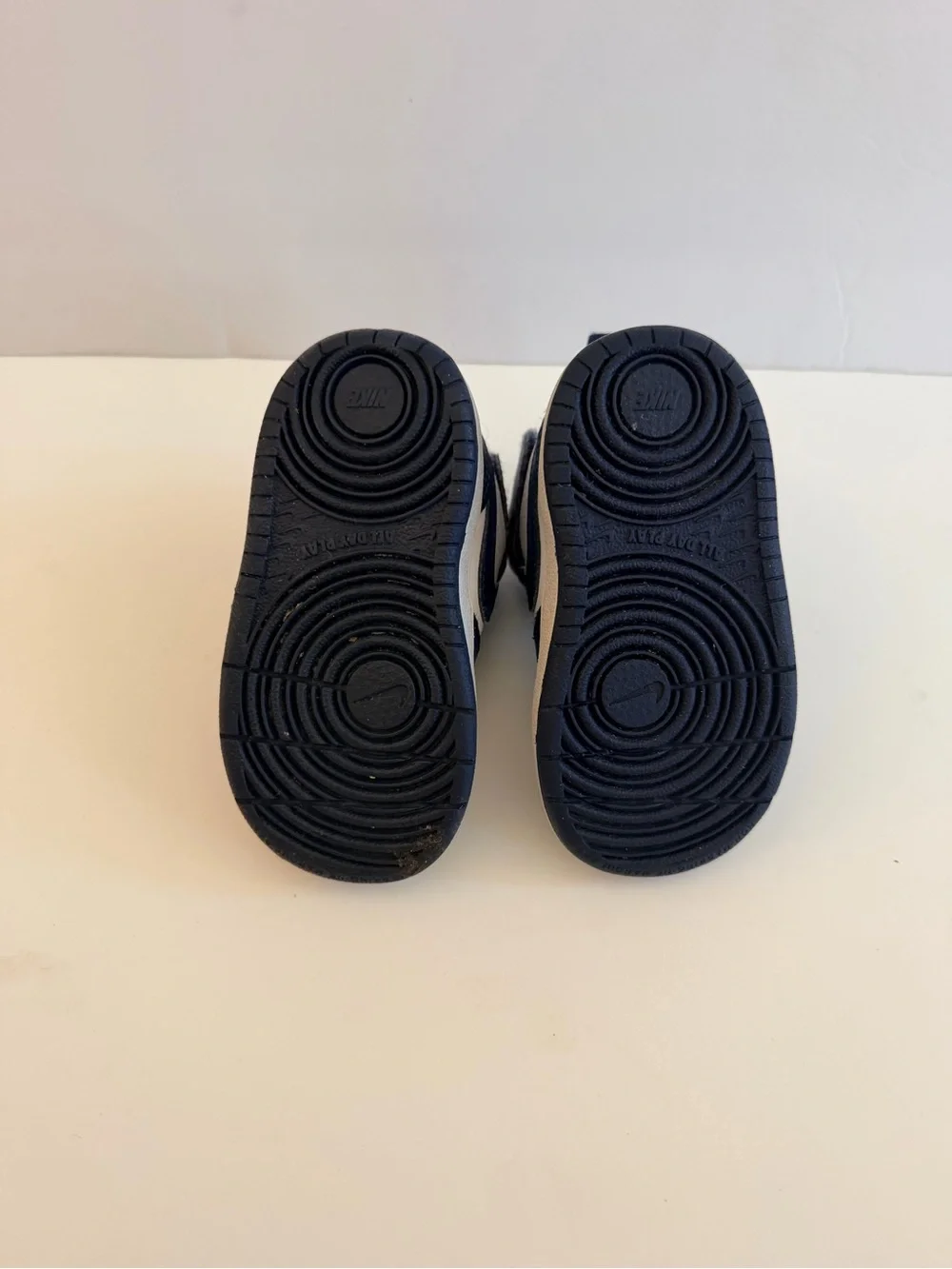 Nike Kids Mid-Top Sneakers in Navy and White