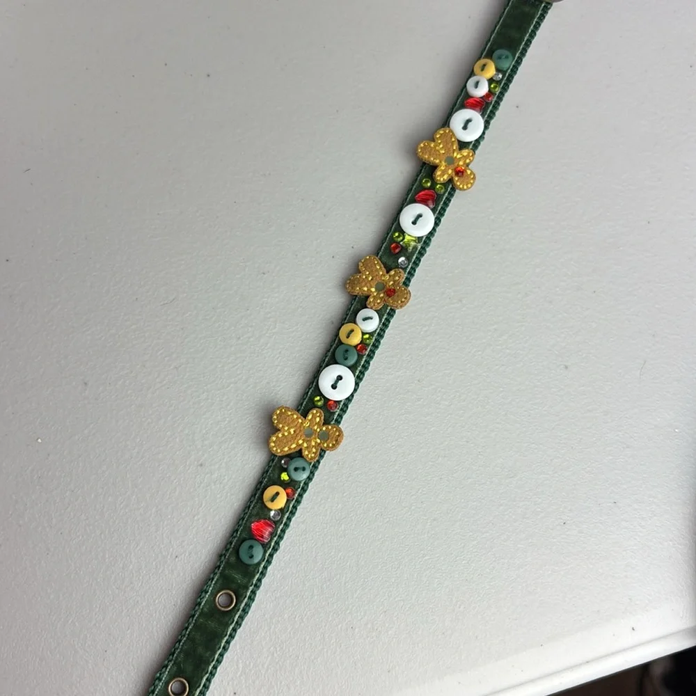 Christmas Gingerbread Man Green and Gold Button Dog Collar