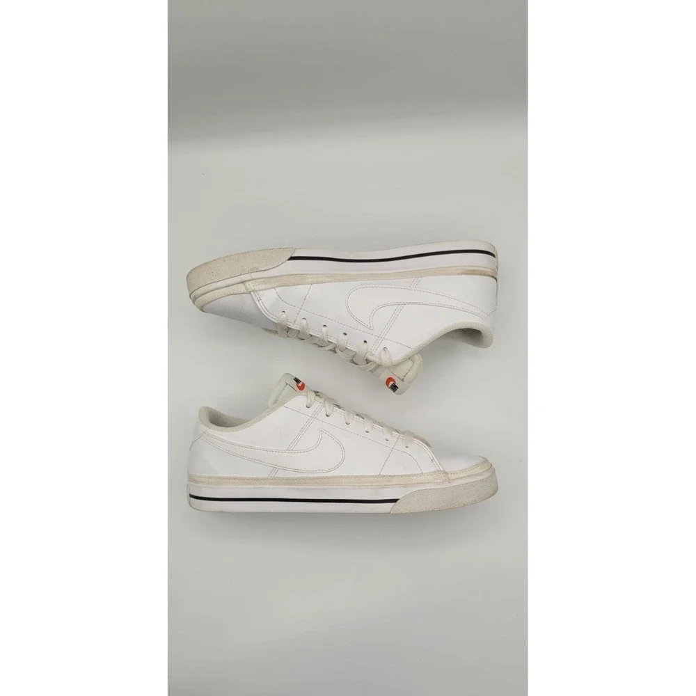Nike Court Legacy Next Nature Womens 8.5 White Leather Low Top Sneakers DH3161-1