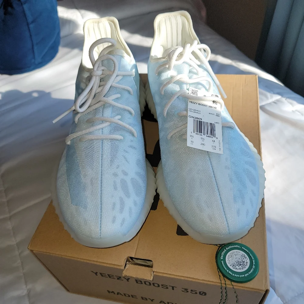 Yeezy brand new