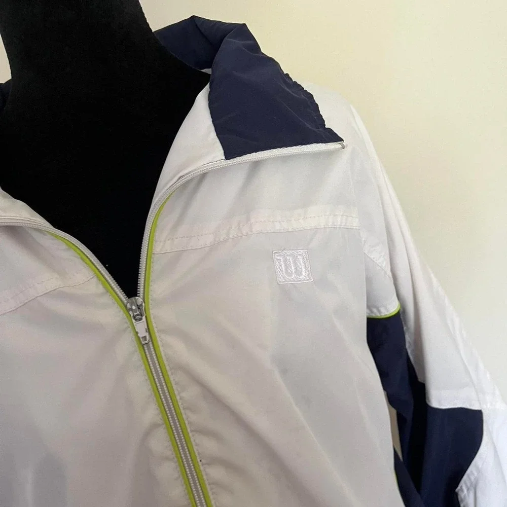 Wilson navy white