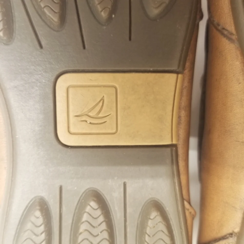 Sperry mens size