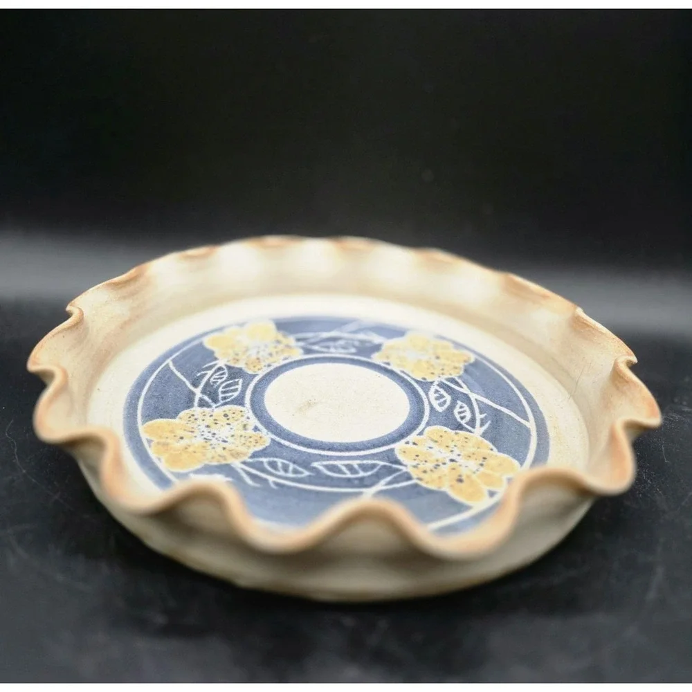 Vintage Kim Wellman Welsch Studio Art Pottery Signed Scalloped Pie Plate Floral