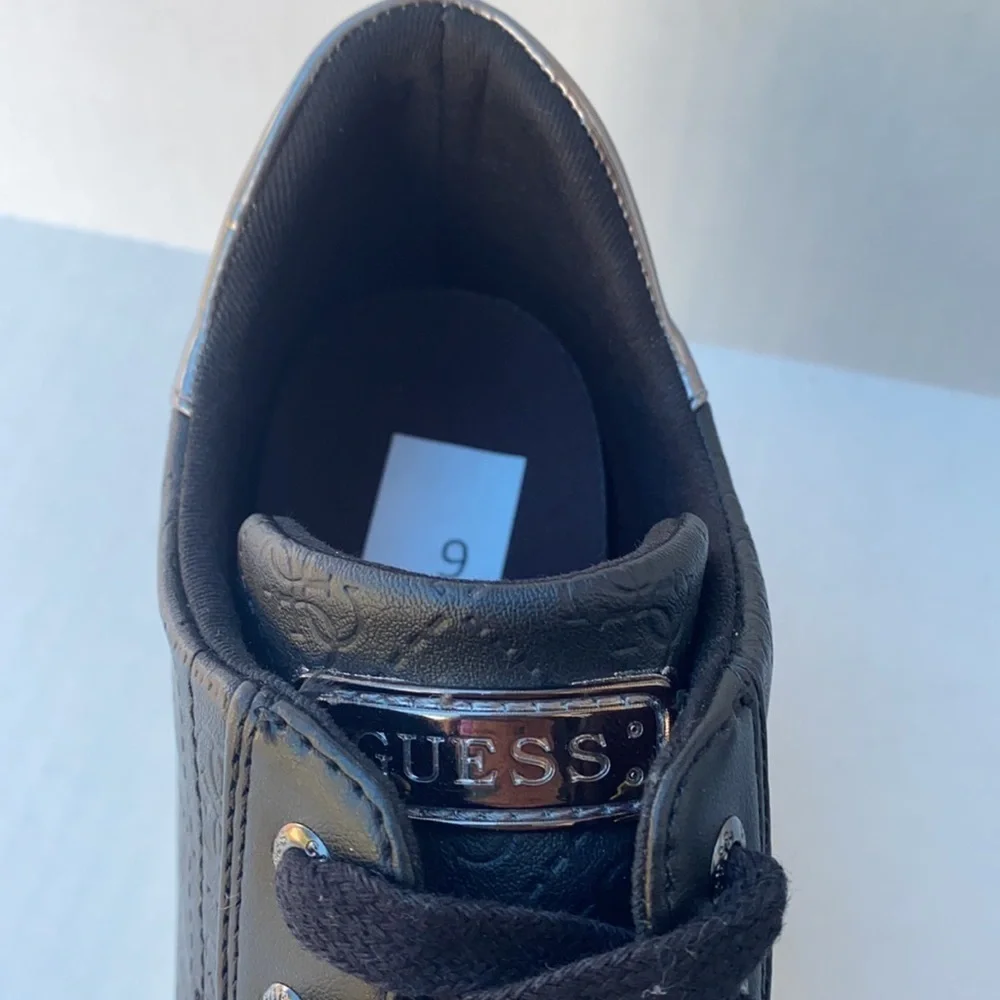 New Guess Womens Flowurs Logo-Debossed Wedge Sneakers Black Multi SZ 9