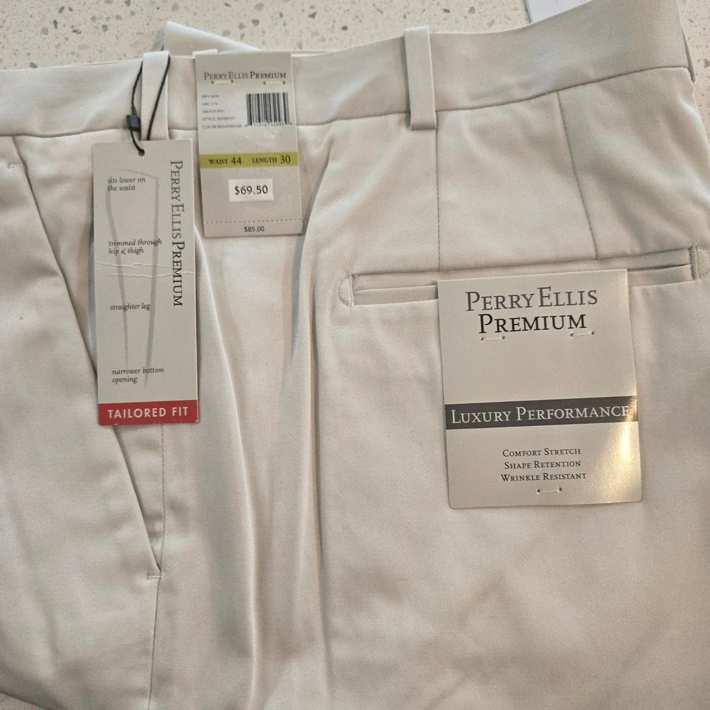 Perry Ellis Pants 44x30 Premium Mens Moonbeam Tailor Fit Luxury Performance NEW