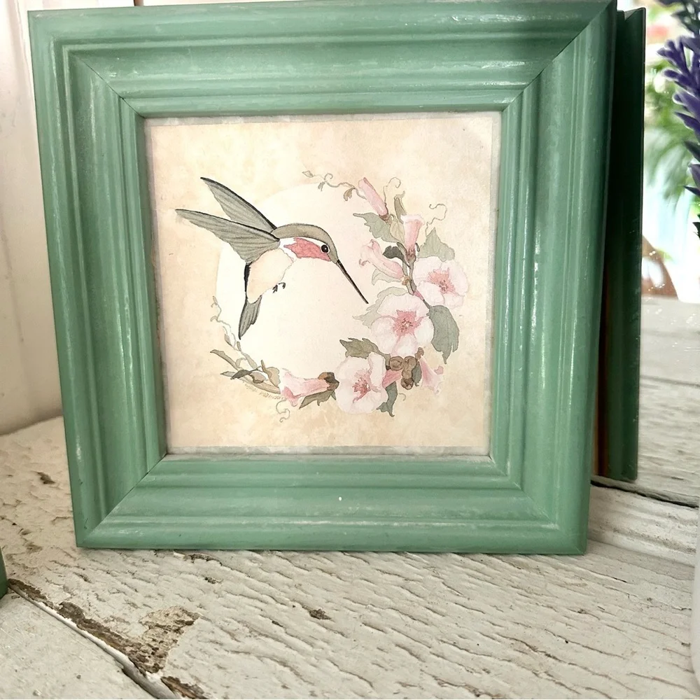 Vintage pair hummingbird