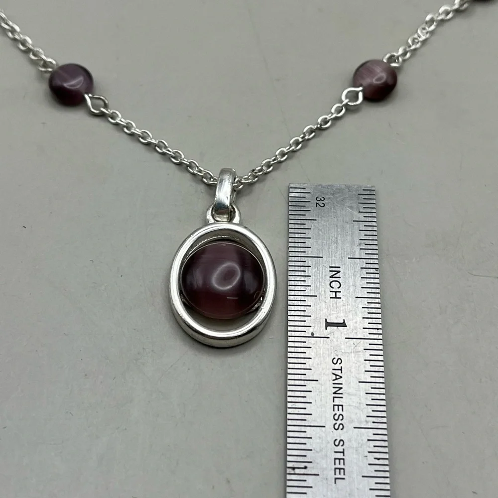 N/A stunning silver‑tone