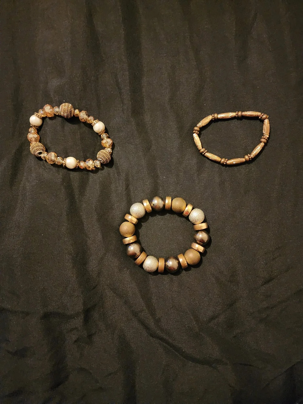 Women’s Gold-Tone Beaded Stretch Bracelet - Elegant Bronze & Cream
