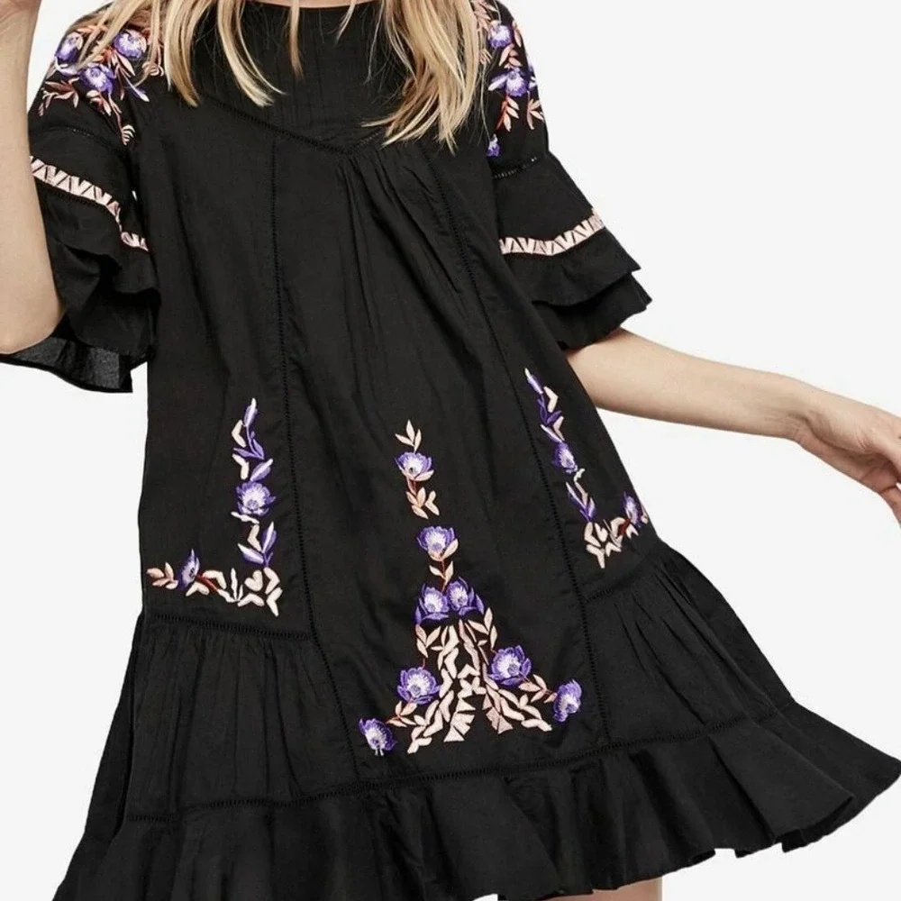 Free People pulls sleeve