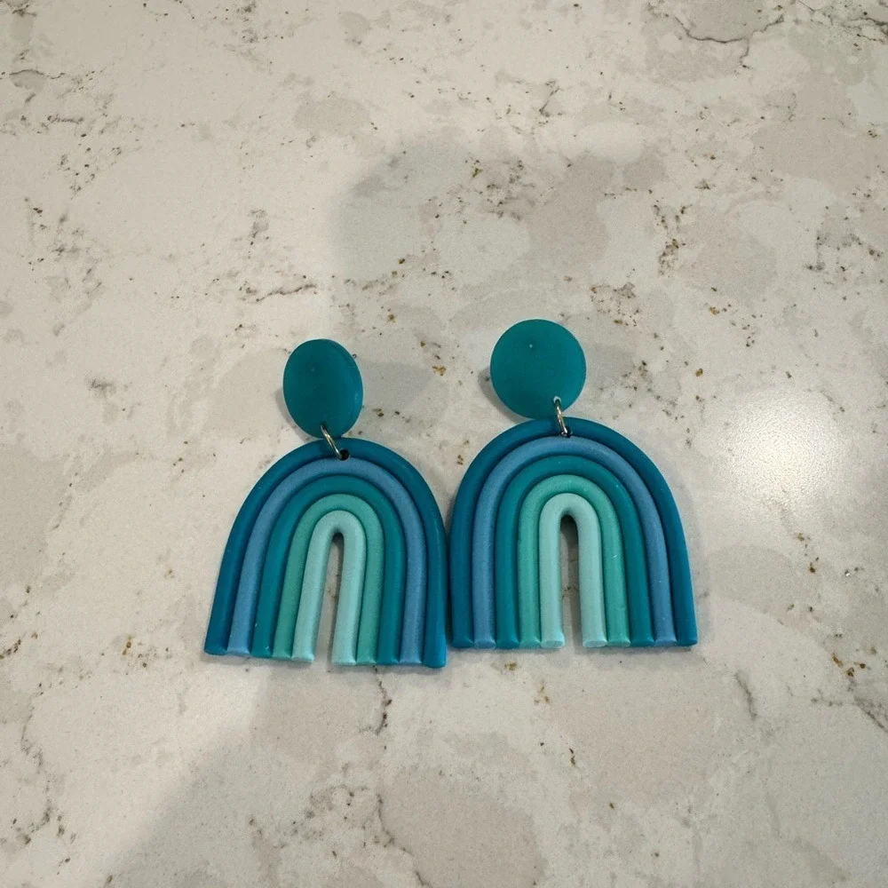 N/A teal blue