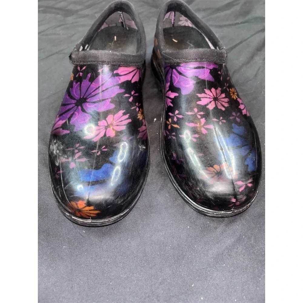 Sloggers Women's Waterproof Garden Rain Clogs Floral Slip-On Black Size 9 flower