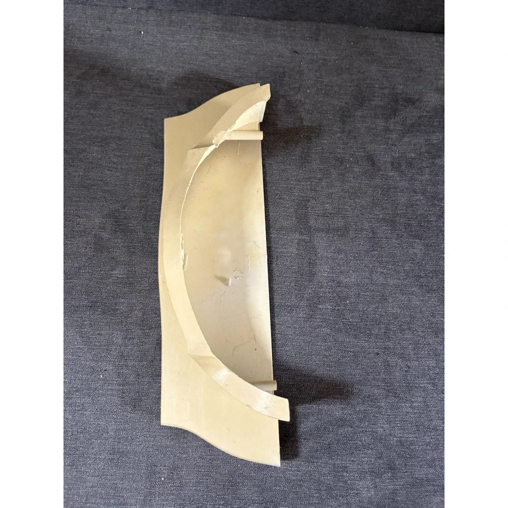 Vtg 1988 Cream Plastic Burwood Product Wall Shelf With Cut Out Heart Design