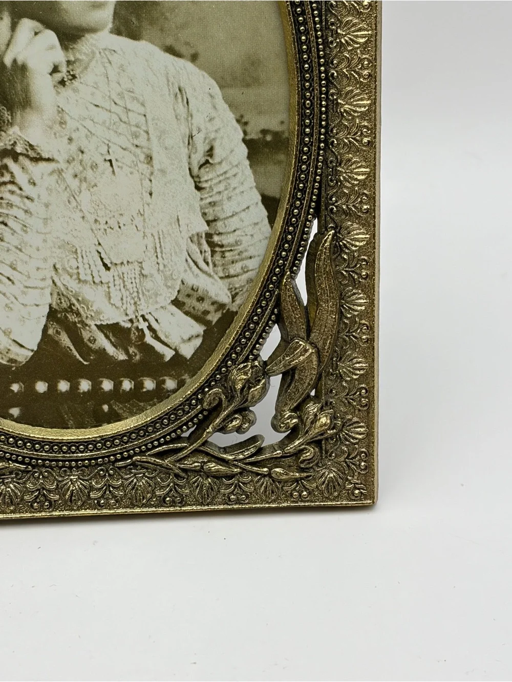 N/A victorian style