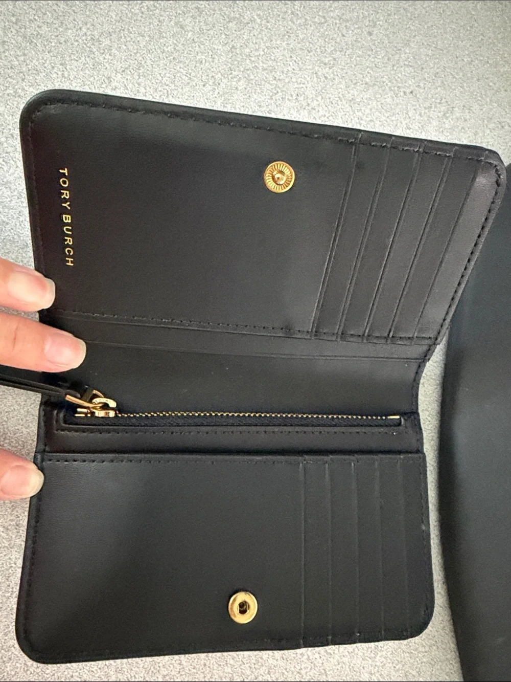 Tory Burch Willa Medium Wallet with Gold Logo