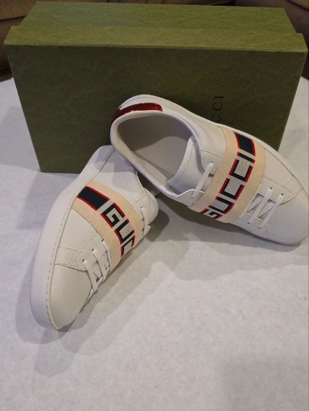 Gucci White Leather Sneakers with Beige Logo Band and Red-Black Accents
