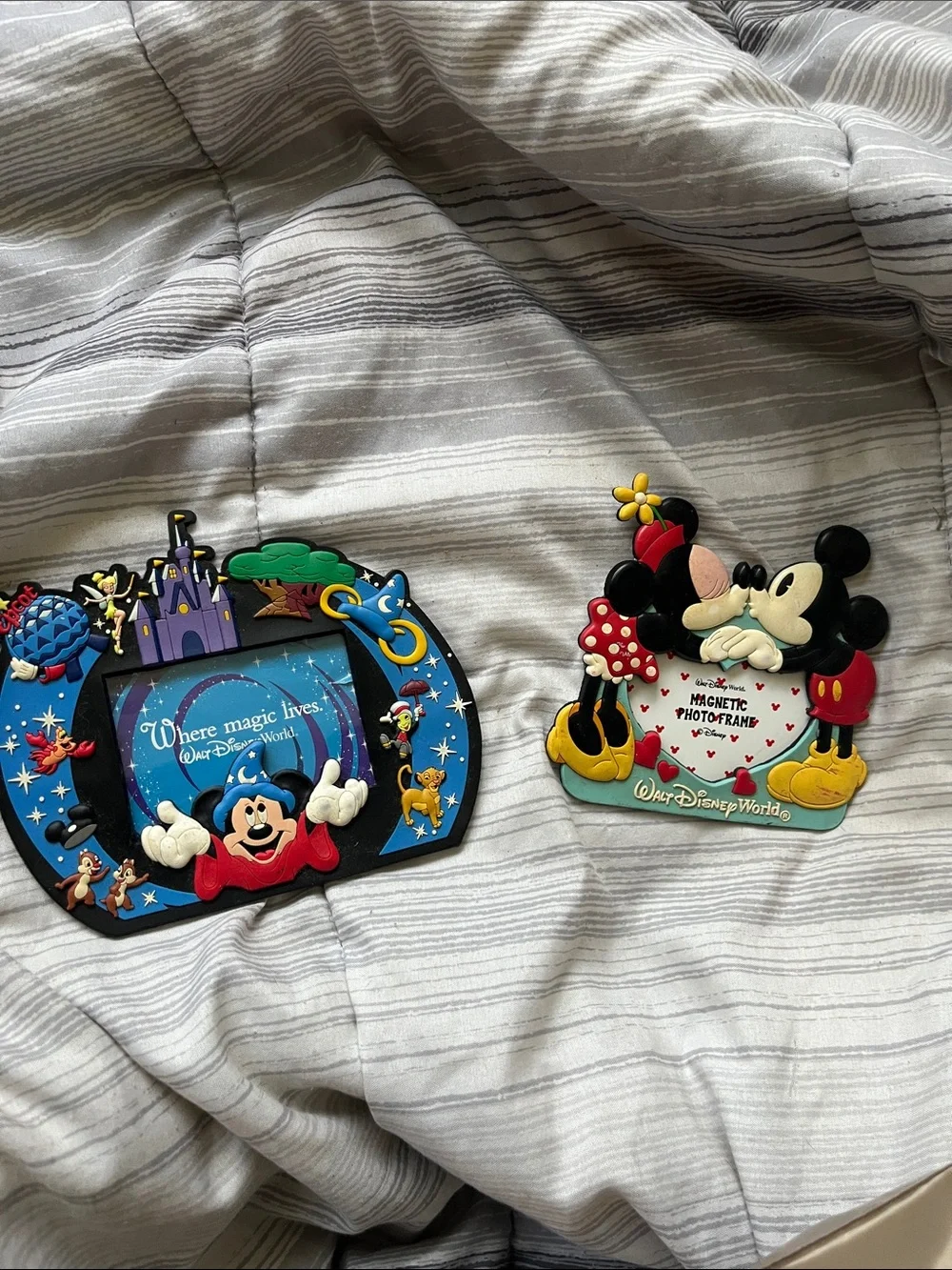 Disney Magnetic Photo Frames - Blue & Red