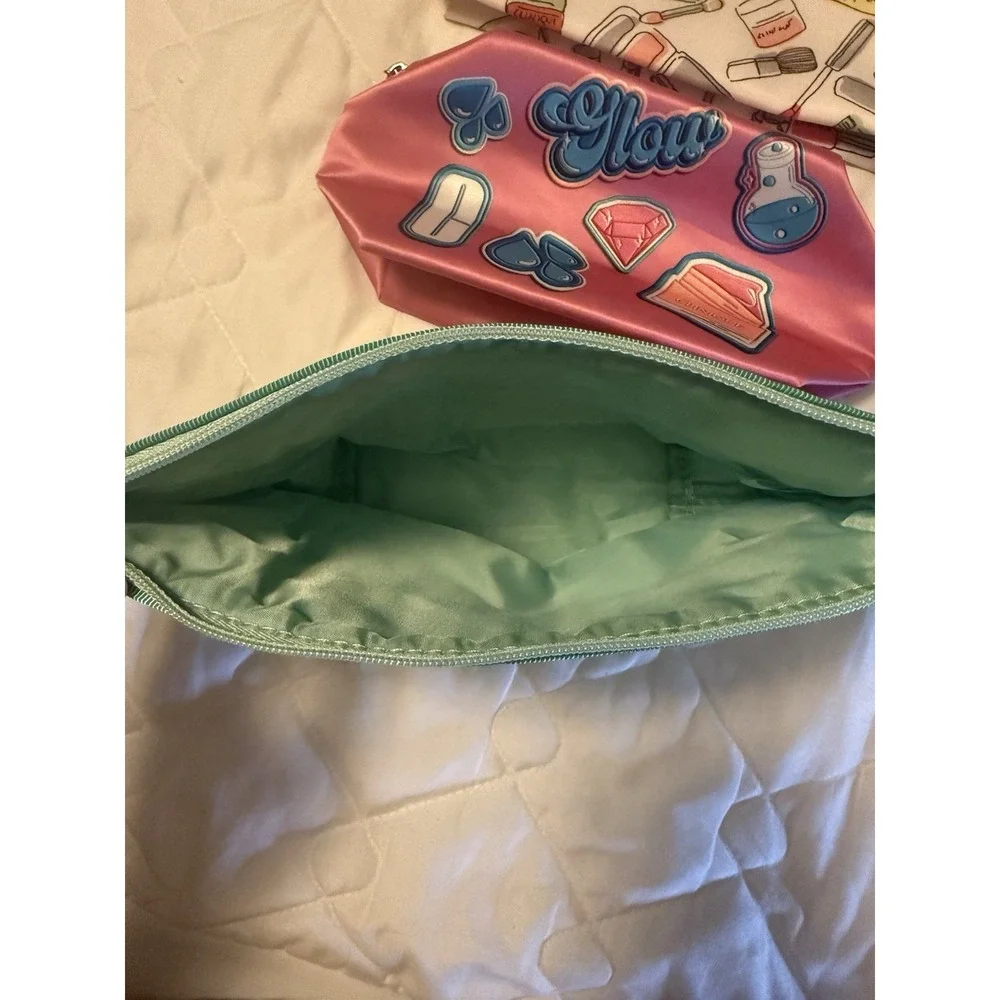 Set Of 3 Clinique Makeup Cosmetic Bags-Pink‎ Mint Green & White Travel Pouches