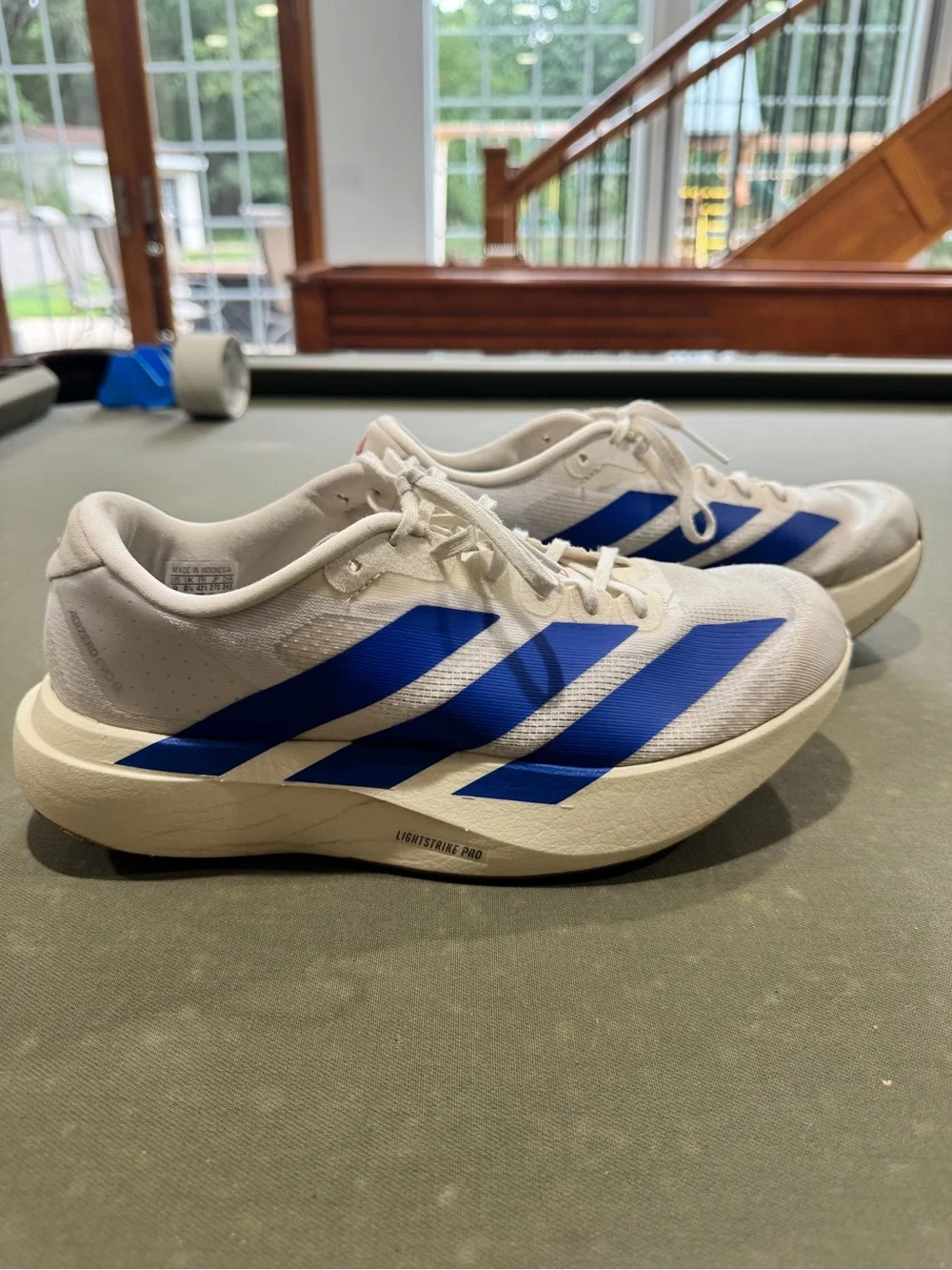 adidas classic sneaker