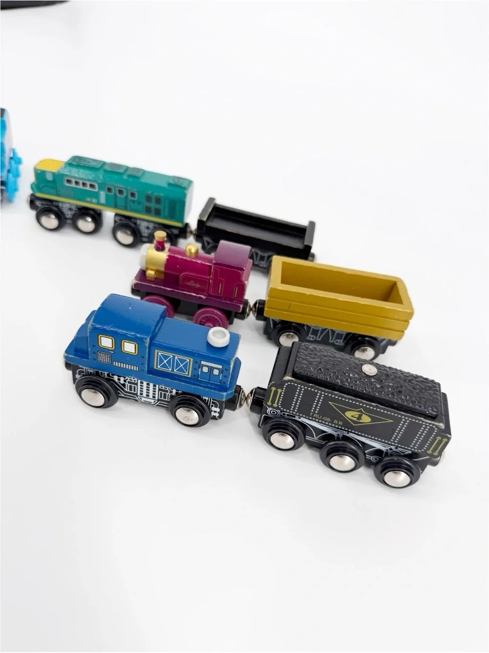 Imaginarium Wooden Trains Engines & Cargo Cars Thomas Friends Railway Lot x 10